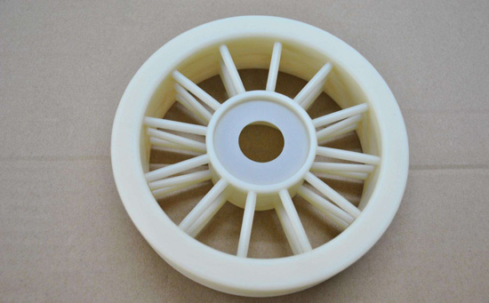 深圳手板廠模具的材料需要區(qū)別，但模具的精度，模具制造后的產(chǎn)品質(zhì)量高